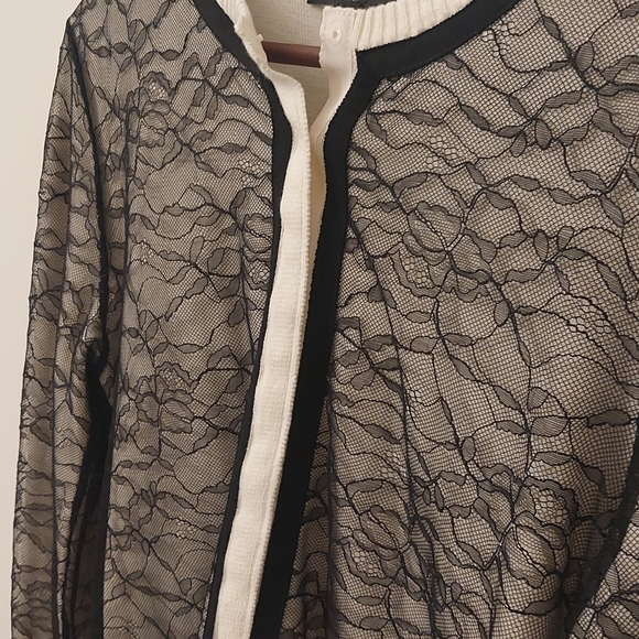 Behnaz Sarafpour Size Medium Black and White Lacy Overlay Snap Button Cardigan - Picture 8 of 8